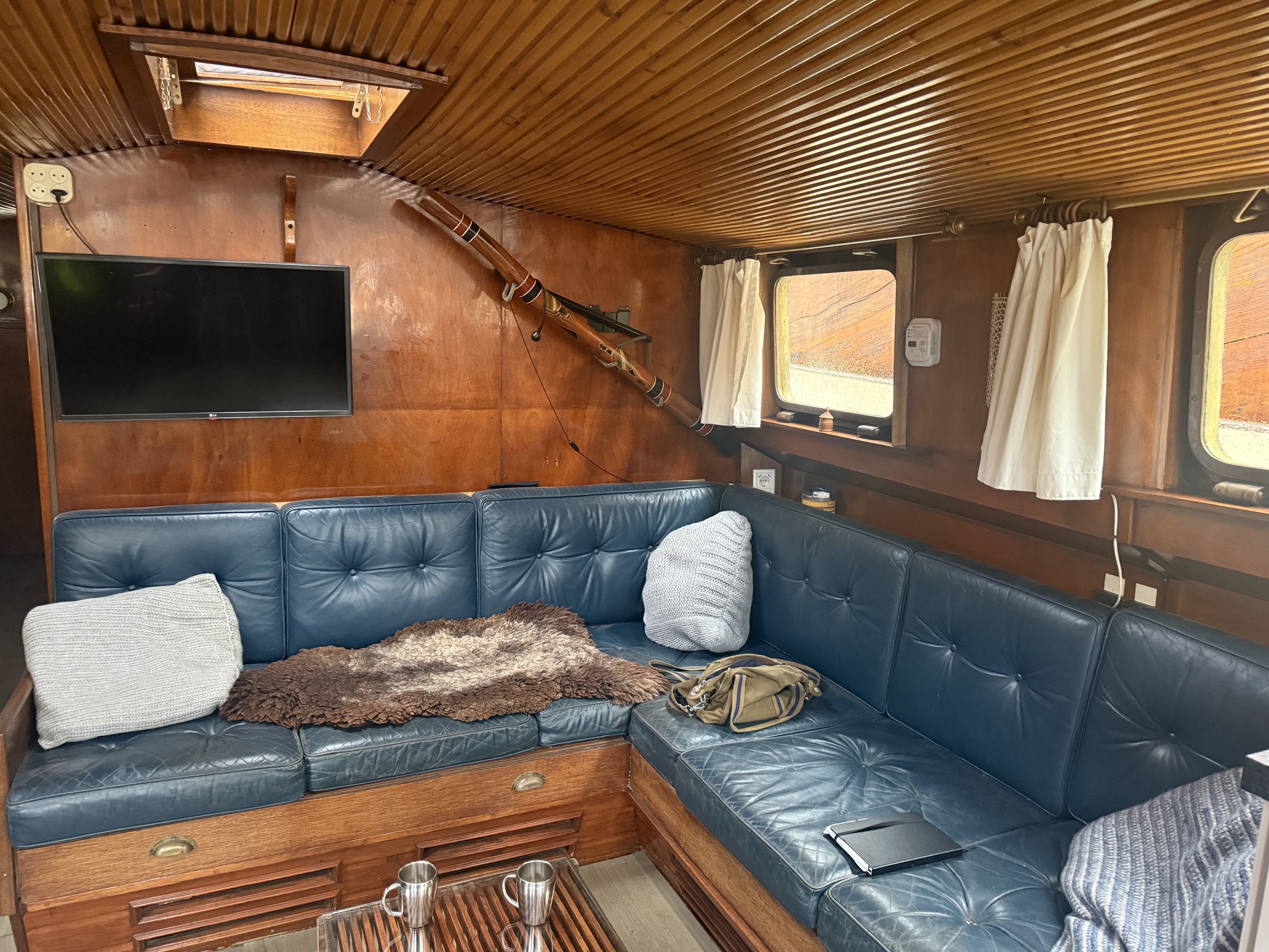 Tjalk Varend Woonschip — foto 10 van 15