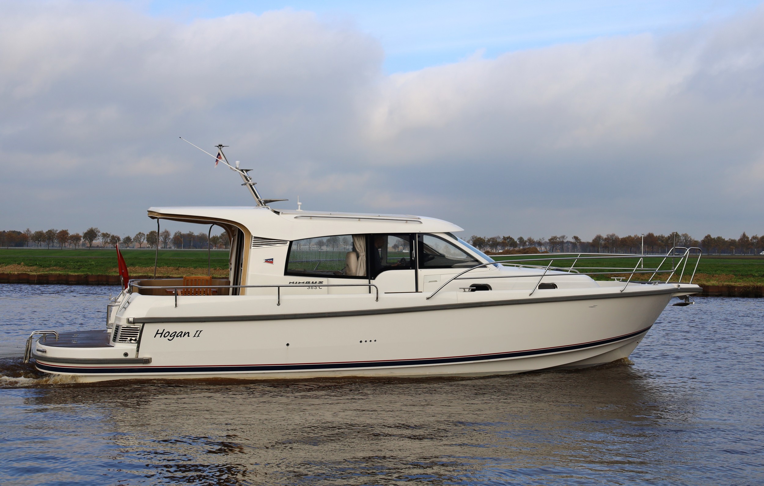 Nimbus 365 Coupe — foto 8 van 51