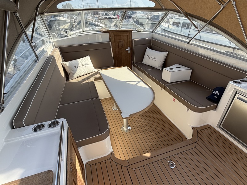 Intender 950 Cabrio — foto 23 van 62
