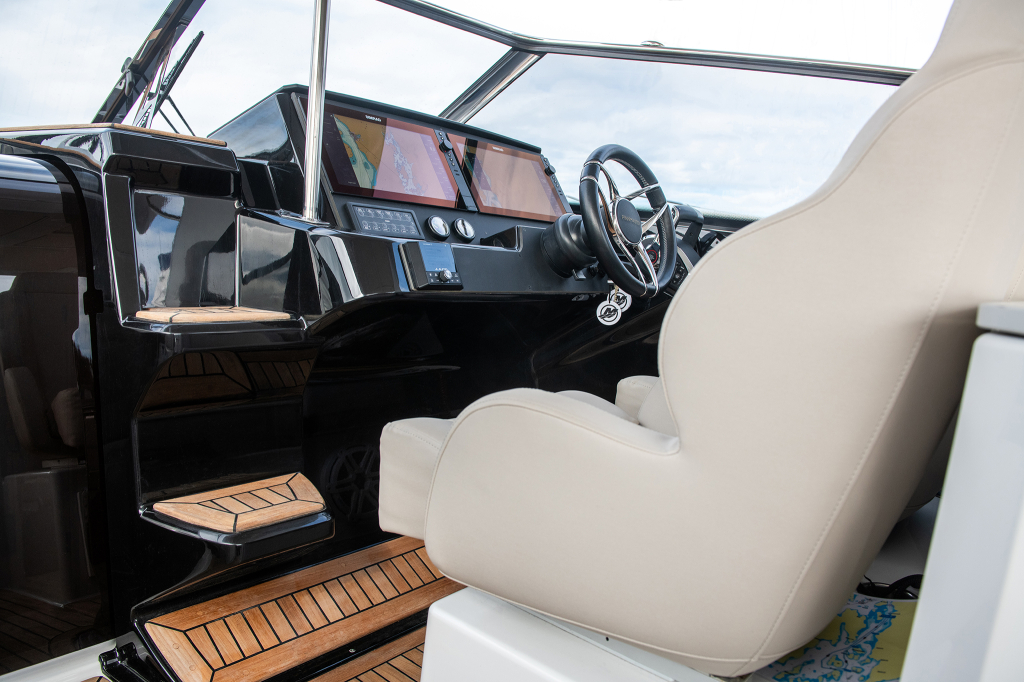 Finnmaster T9 ST / T-top — foto 16 van 24