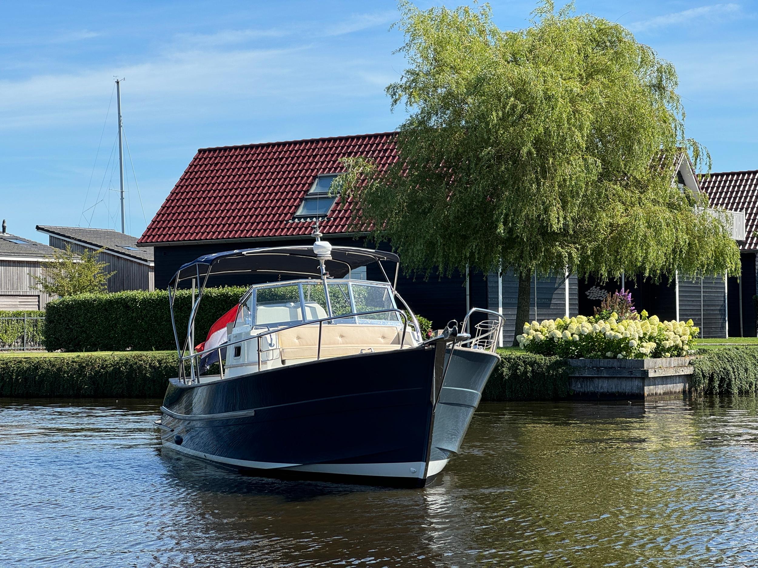 Rhea 750 open — foto 2 van 35
