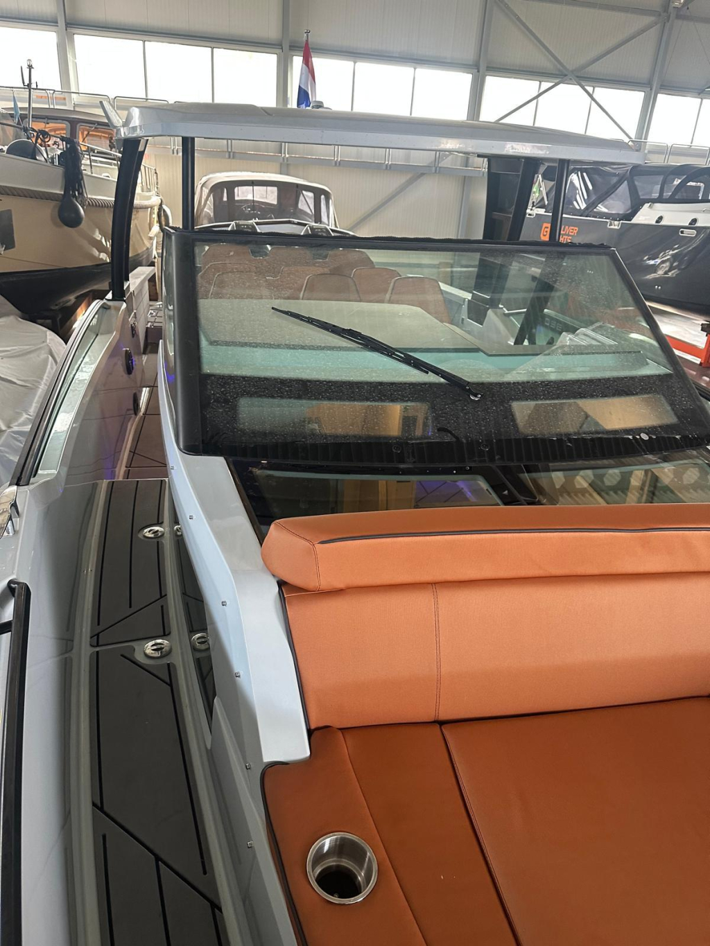 Saxdor 320 GTO — foto 4 van 28