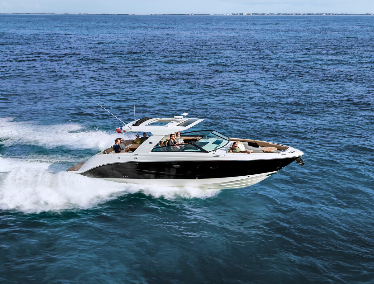 Sea Ray SLX 400 — foto 1 van 24
