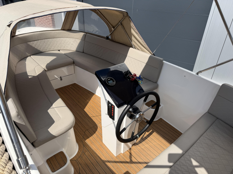 Maxima 600 — foto 5 van 12
