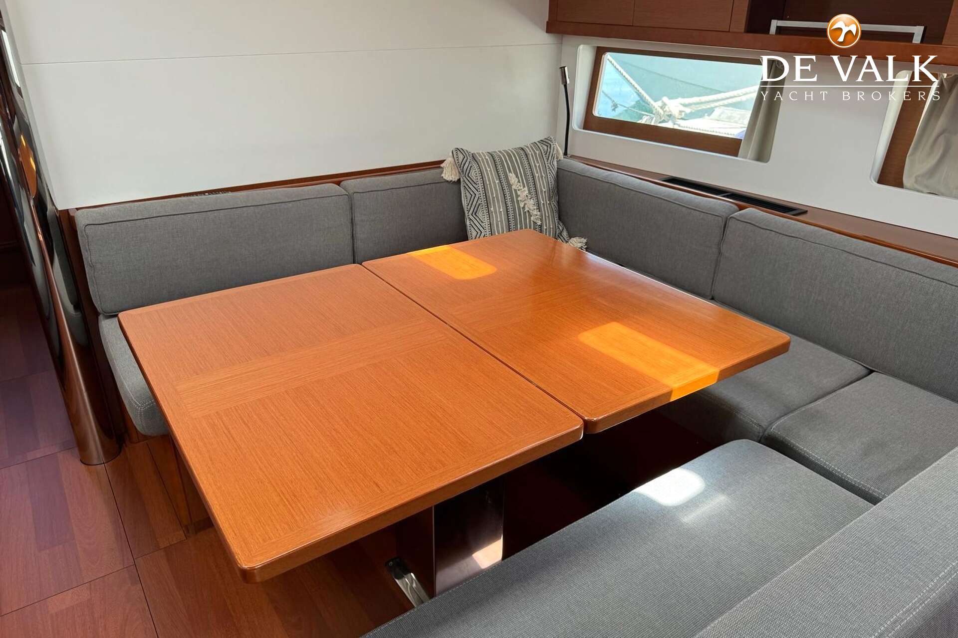 Beneteau Oceanis 55 — foto 23 van 39