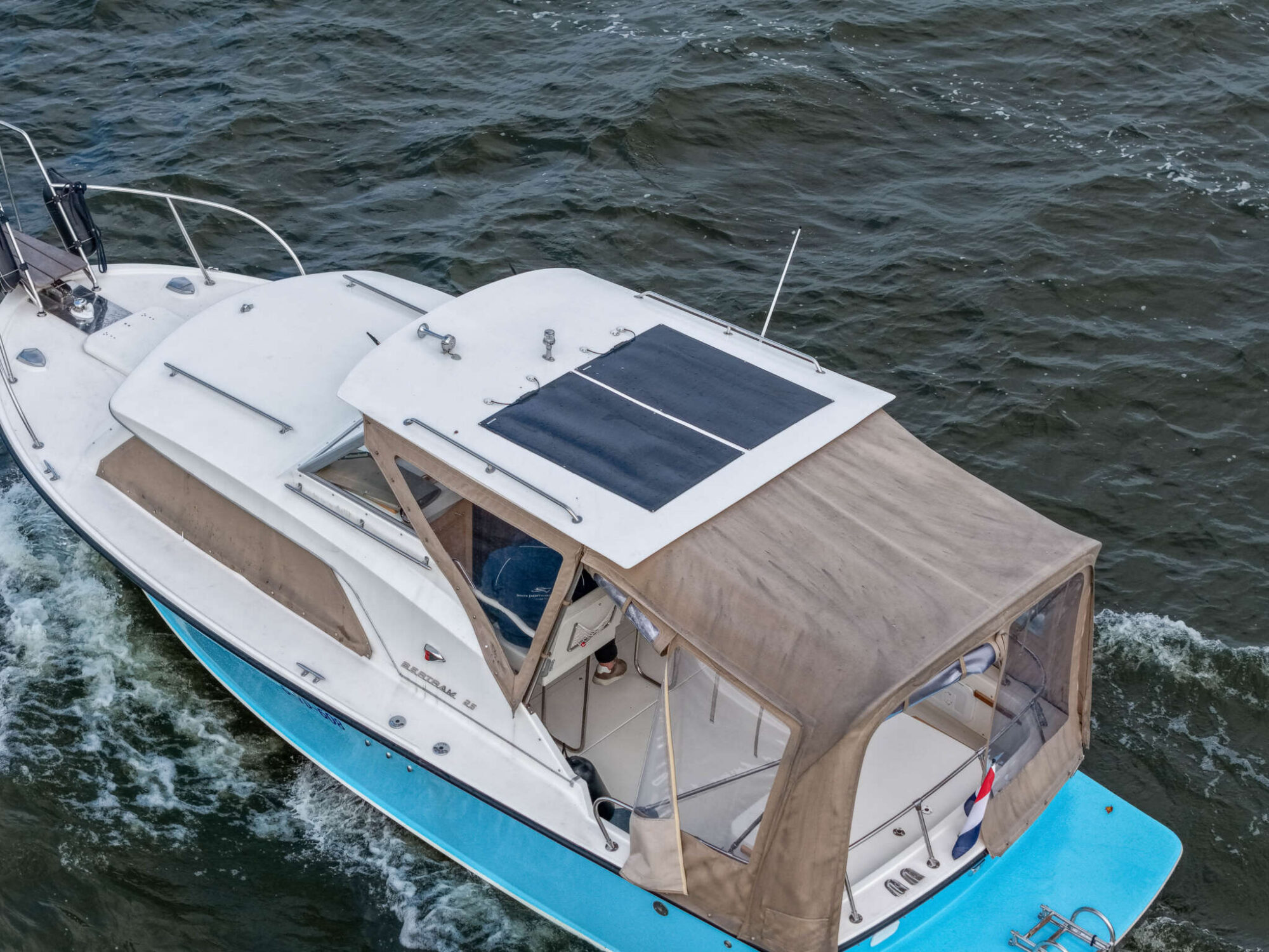 Bertram 25 Express Cruiser — foto 26 van 28