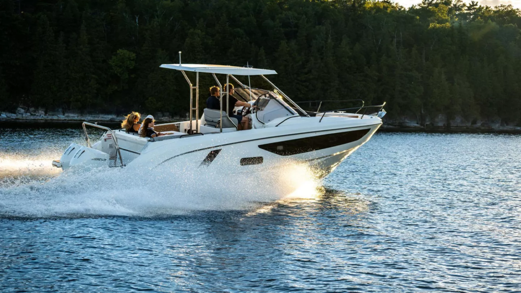 Beneteau Flyer 9 SUNdeck | Samenstellen vanaf €131.769,- — foto 3 van 12