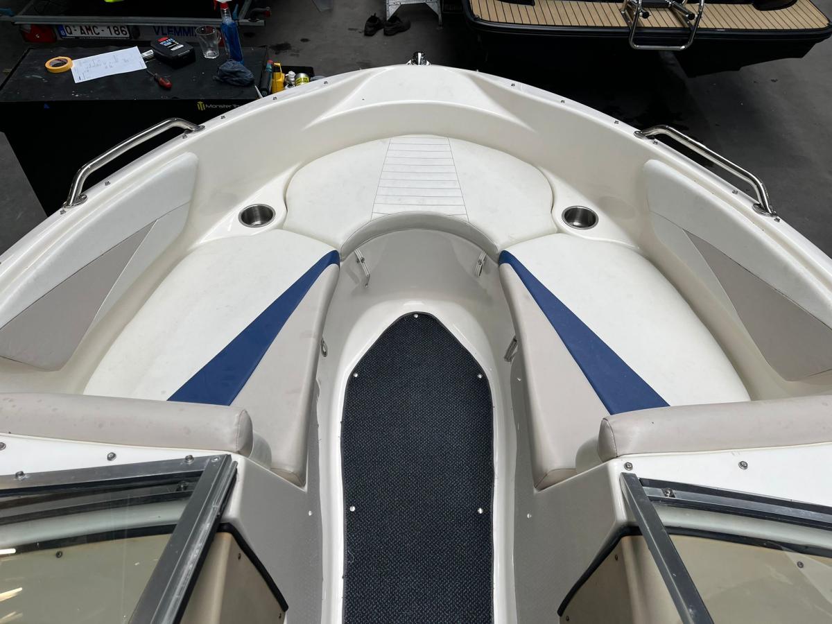 Glastron 205 GT Bowrider — foto 14 van 20