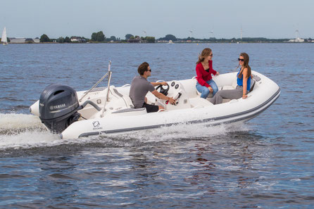 YACHTLINE — foto 2 van 6