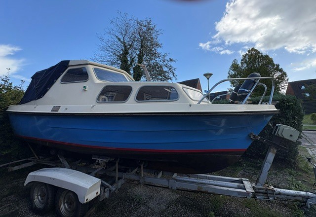 MYRA 22 — foto 1 van 24