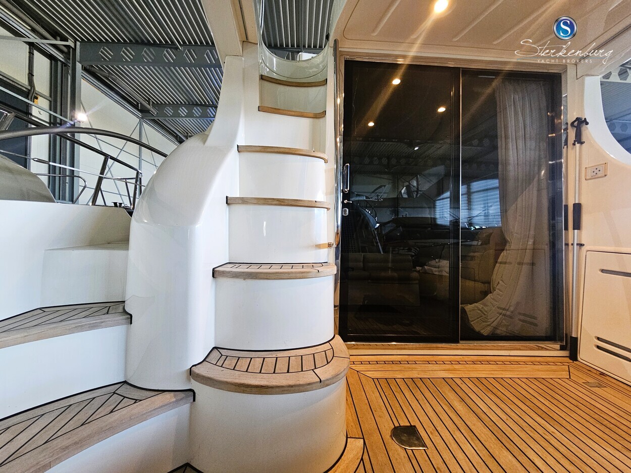 Azimut 42 — foto 11 van 56