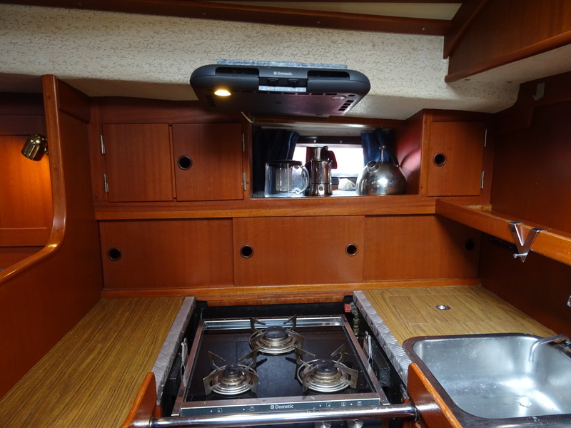 Hallberg Rassy 352 MKII — foto 14 van 45