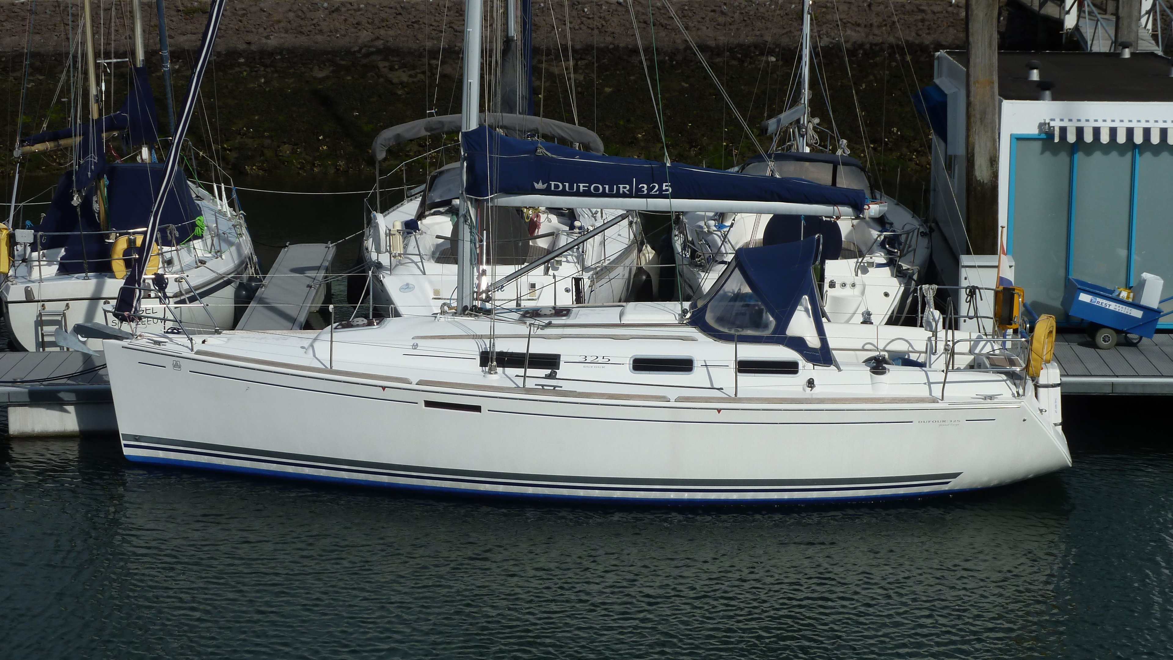 Dufour 325 Grand Large — foto 6 van 12