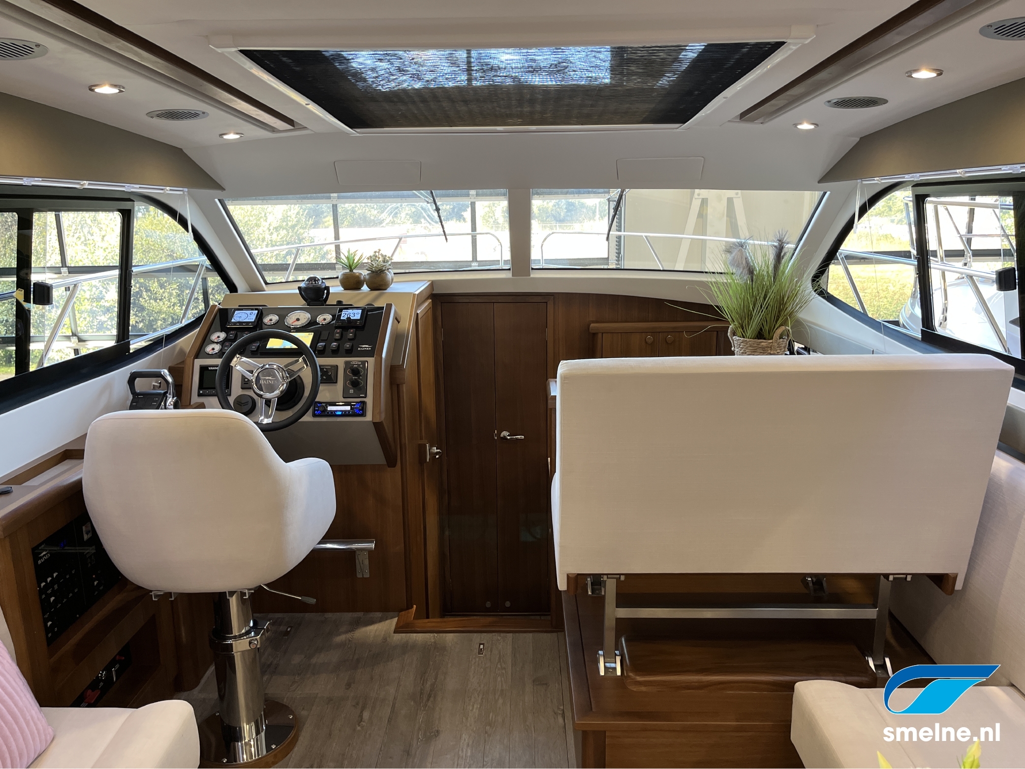 Haines 32 Offshore — foto 13 van 70