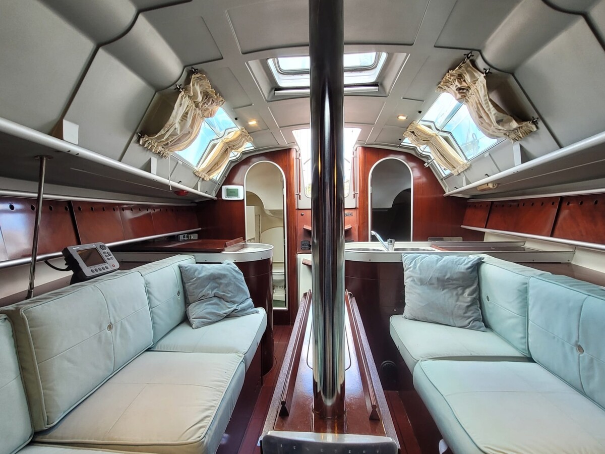 Beneteau First 32S5 — foto 10 van 53