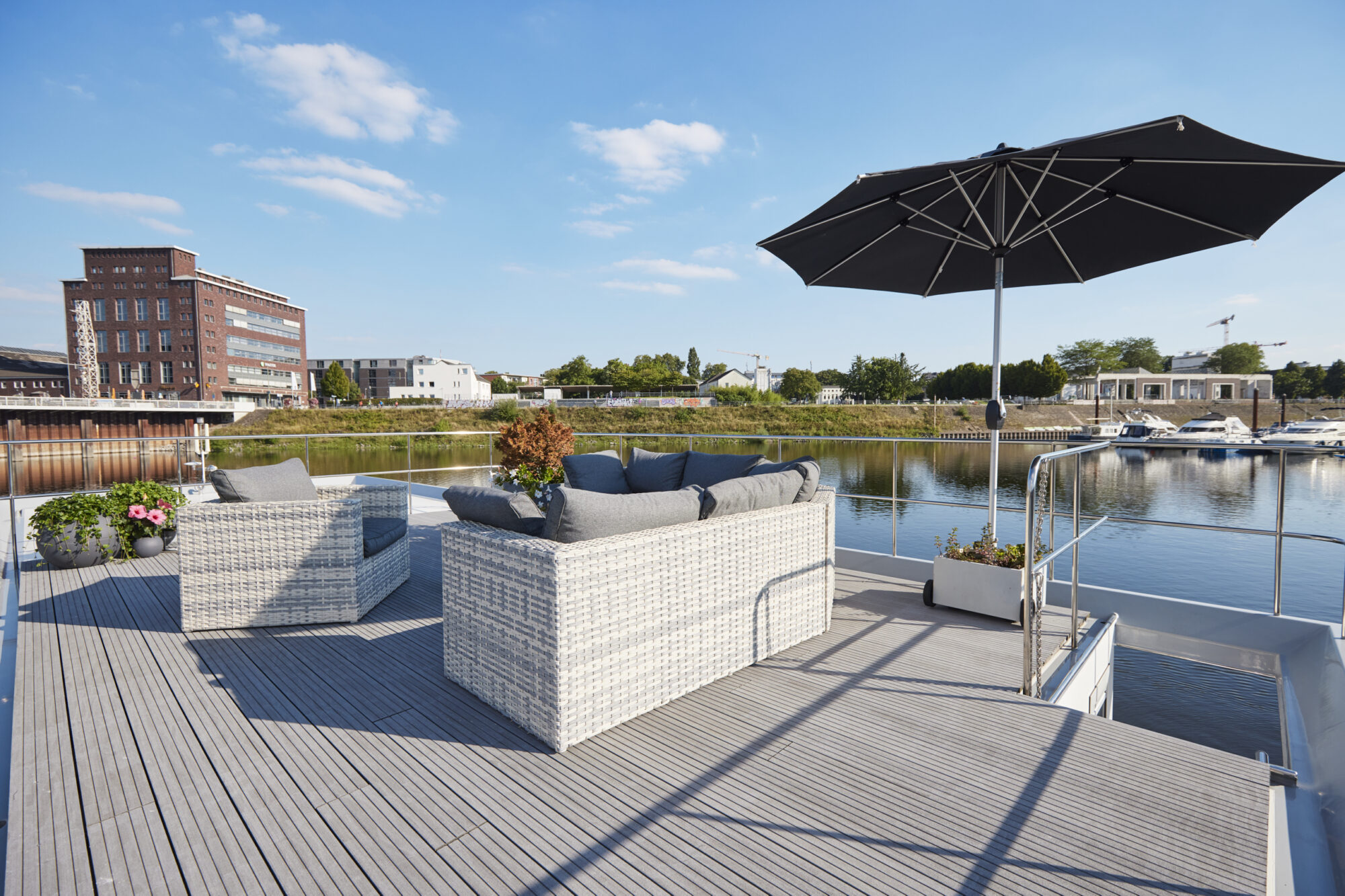 Motor Cruiser Home Traveller XXL Houseboat 1500 — foto 8 van 16