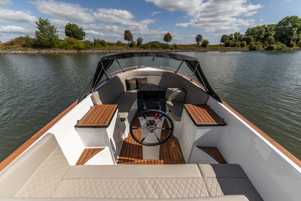 Maxima 630 Tender | Zelf samenstellen vanaf €25.950,- — foto 8 van 23