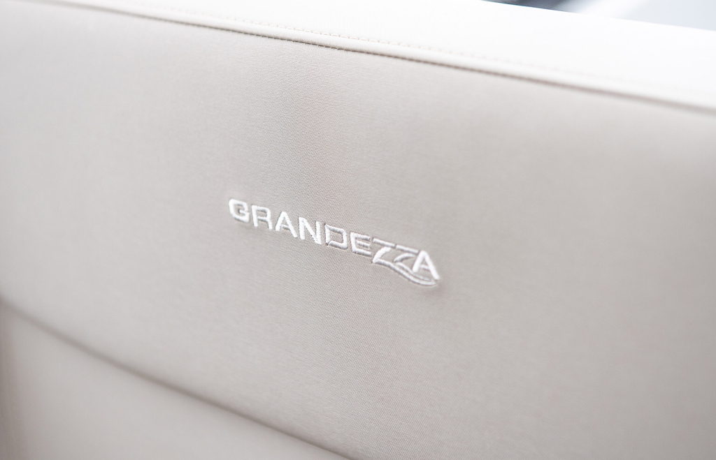 Grandezza 30 Outboard (Hybride varen mogelijk) — foto 19 van 20