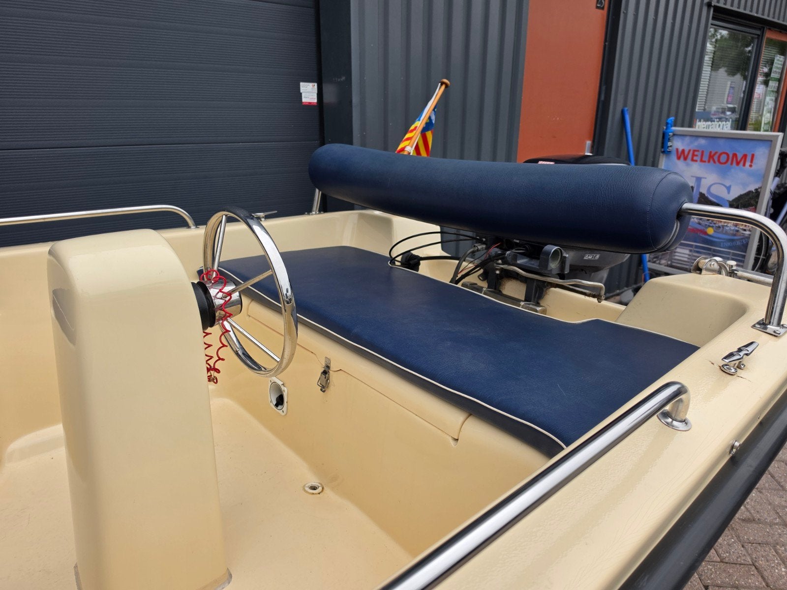 Prachtige Riga 430 + Selva (Yamaha) 9,9PK 4 Takt — foto 4 van 11