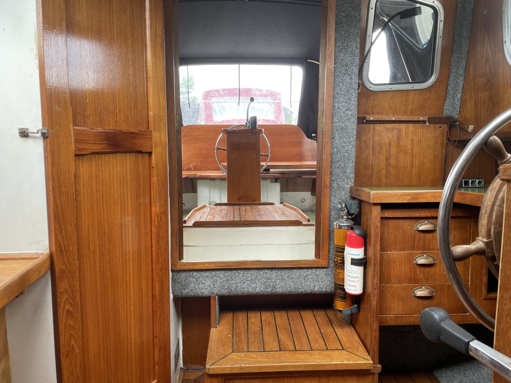 PILOT 700 700 — foto 14 van 14