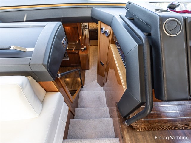 Princess V62 — foto 18 van 88