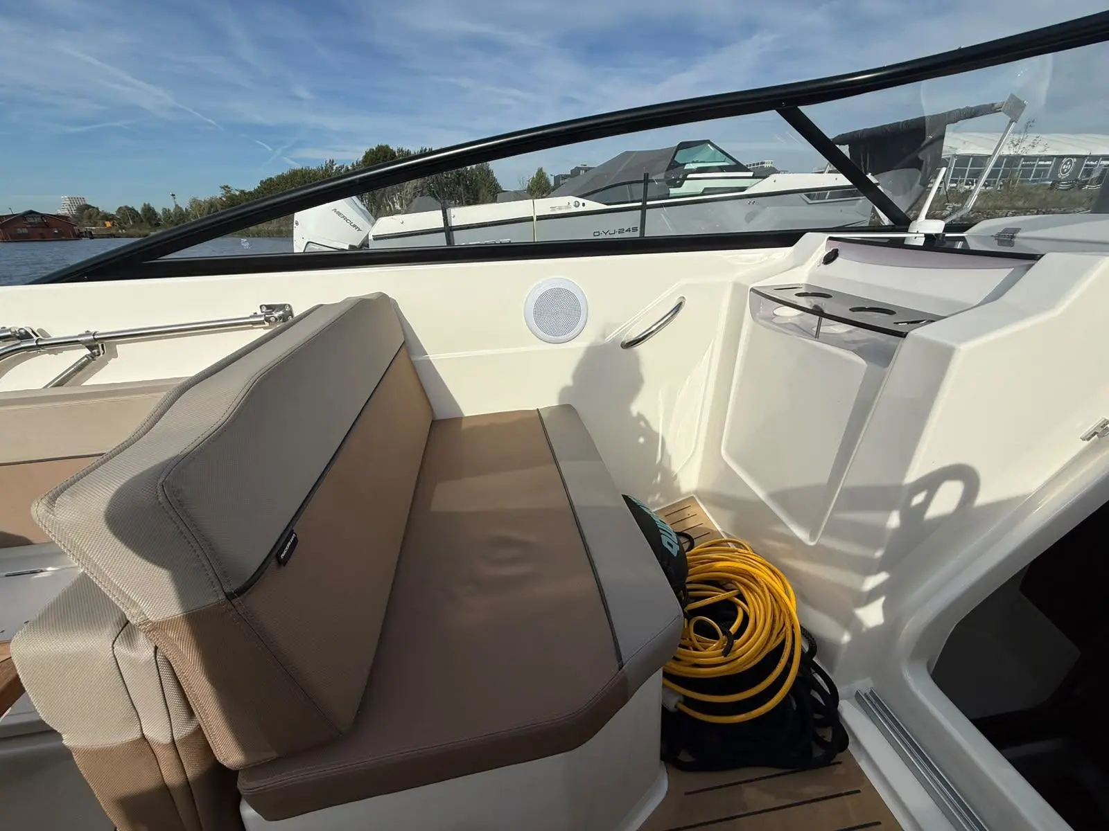 Quicksilver Activ 805 Cruiser (Full options / 2024) — foto 36 van 41