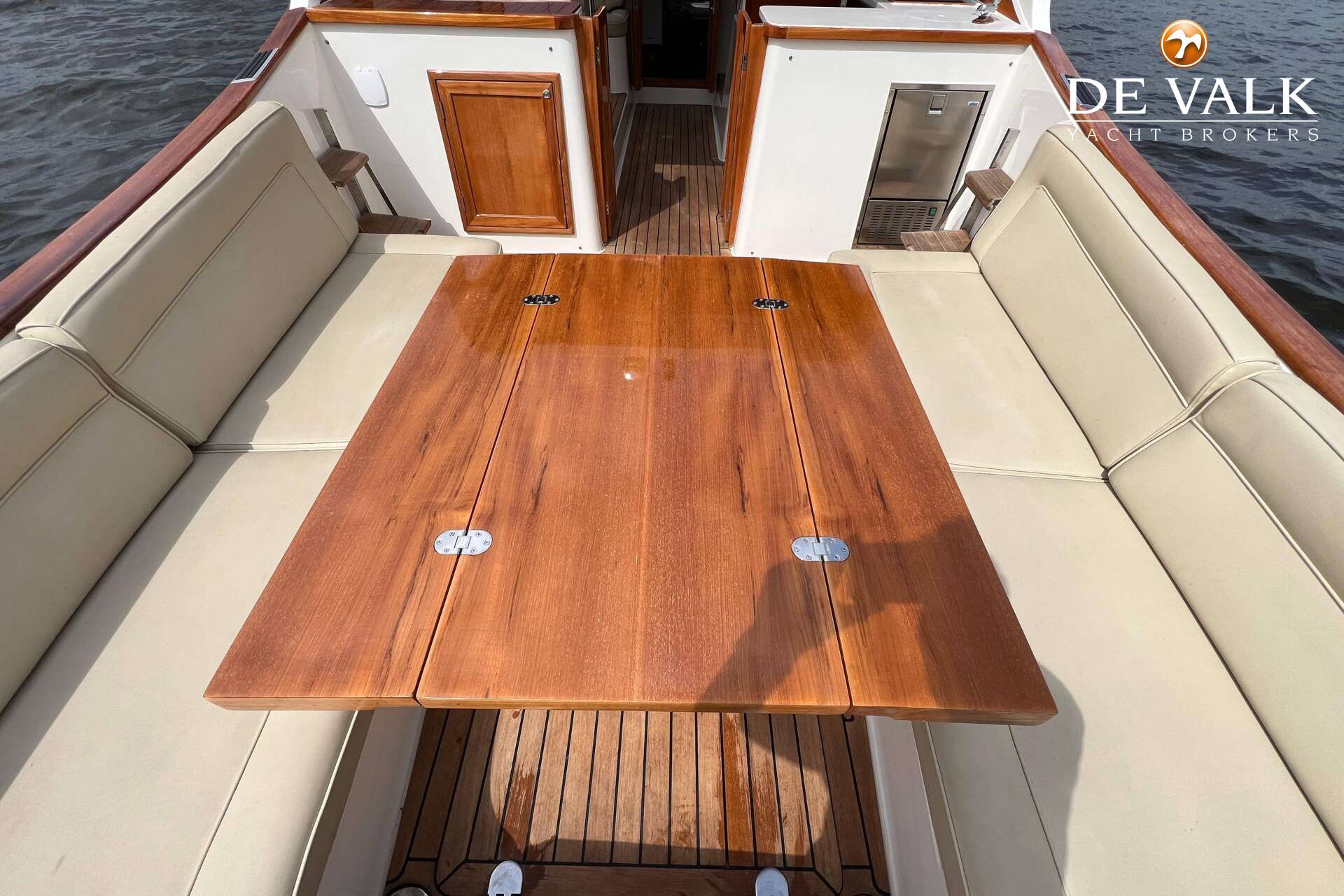 Long Island 40 Runabout — foto 11 van 41