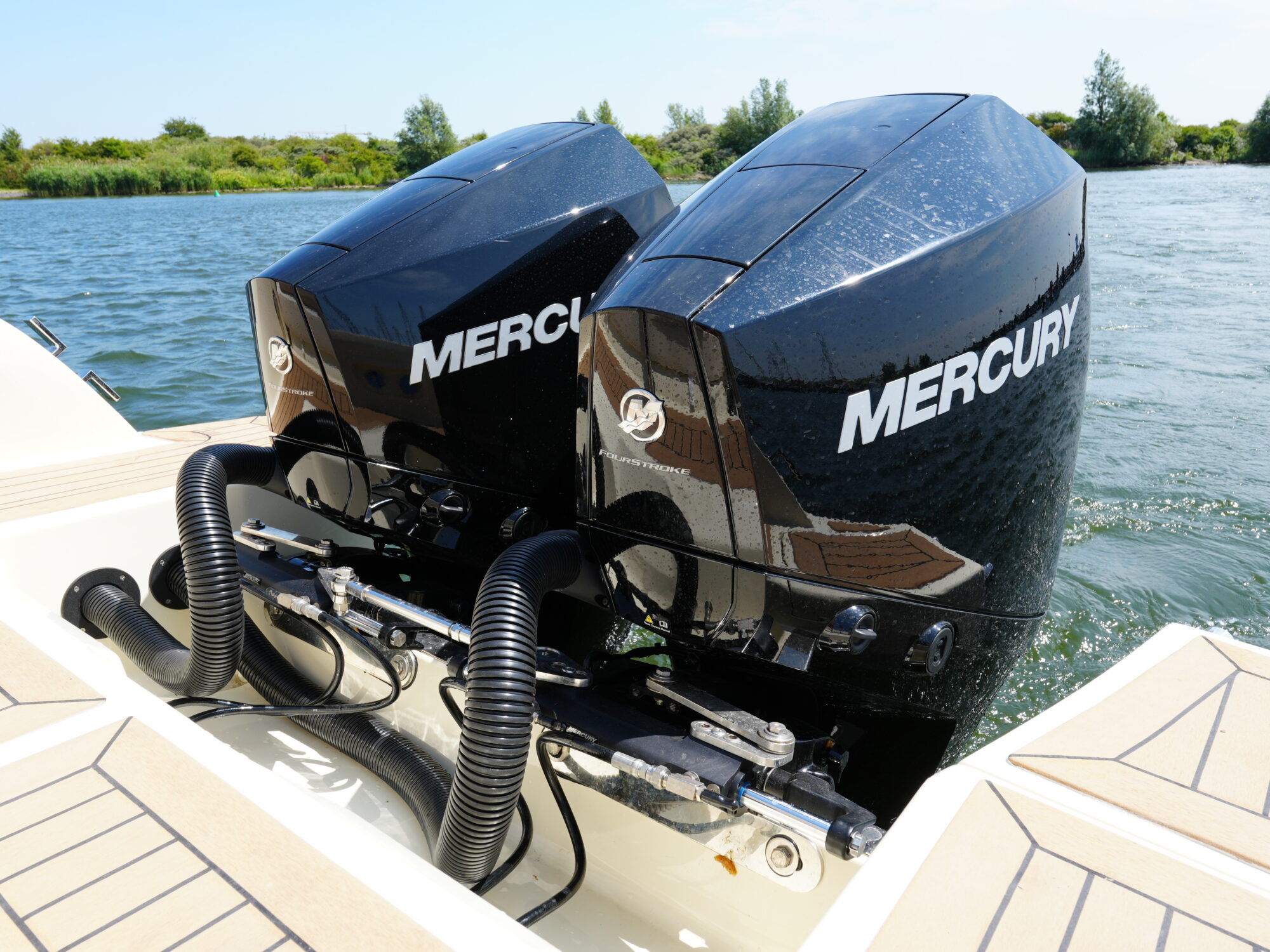 Invictus 270 CX — foto 8 van 38