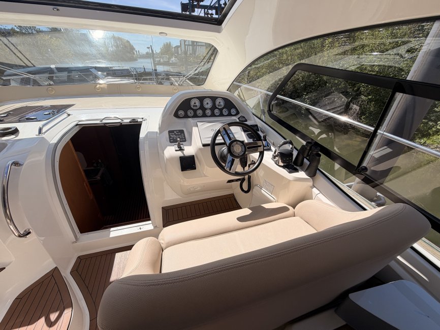 Bavaria Yachtbau GmbH Bavaria 43 HT — foto 12 van 12