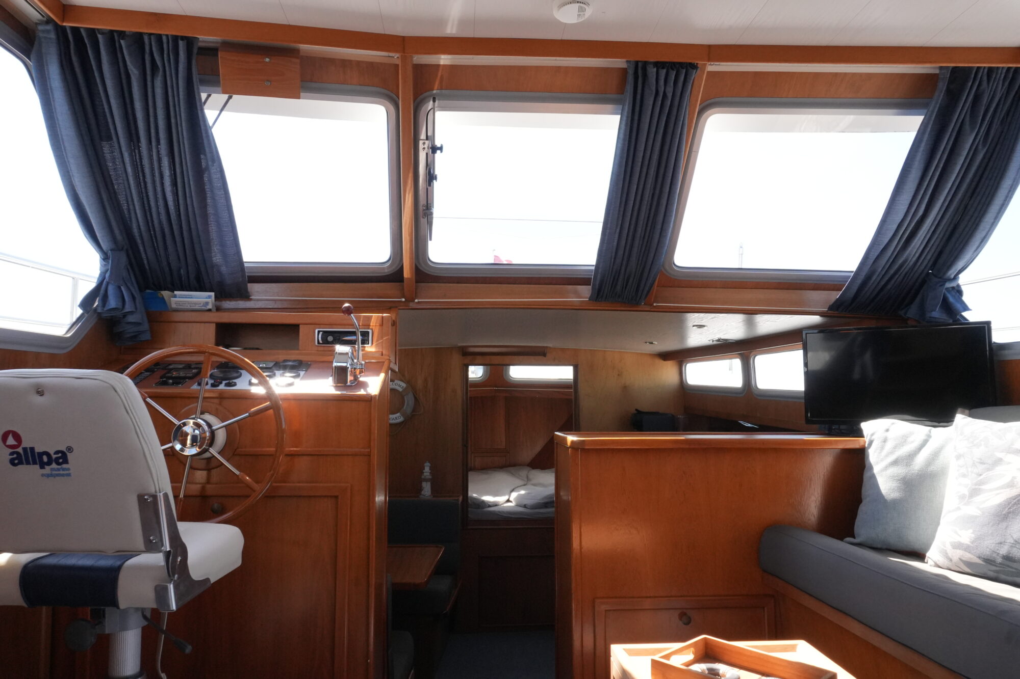 Valkkruiser 12.50 AK Cabrio — foto 22 van 51