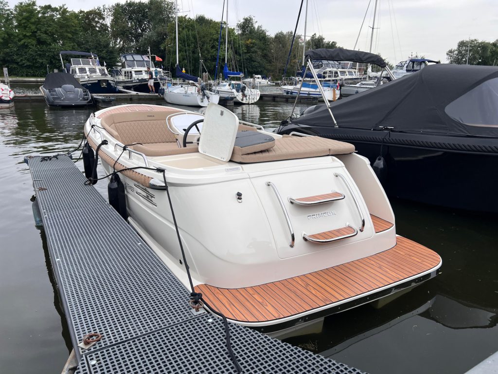 Primeur 625 Tender — foto 1 van 4