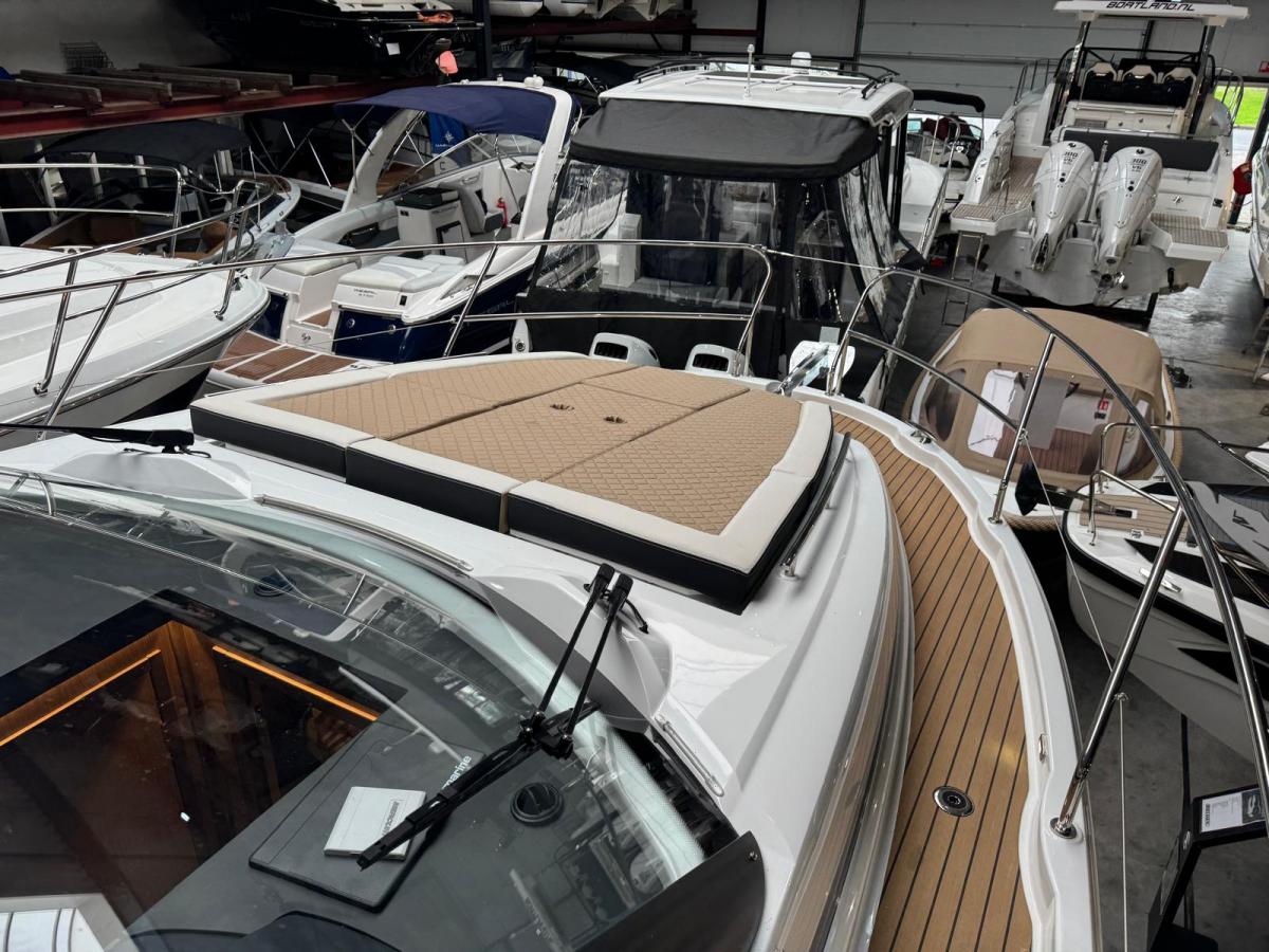 JEANNEAU NC37 met slechts 87 uur! — foto 7 van 42