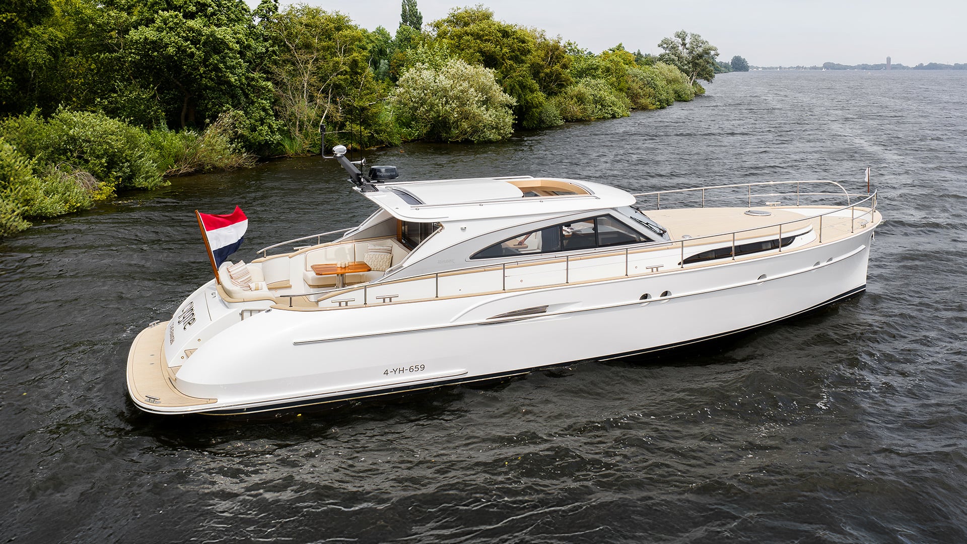 CYGNE — foto 8 van 12