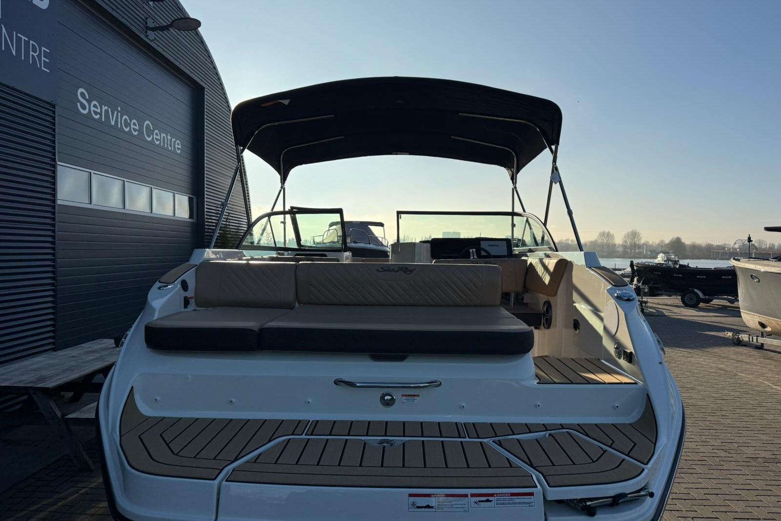 Sea Ray SDX 230 — foto 32 van 32