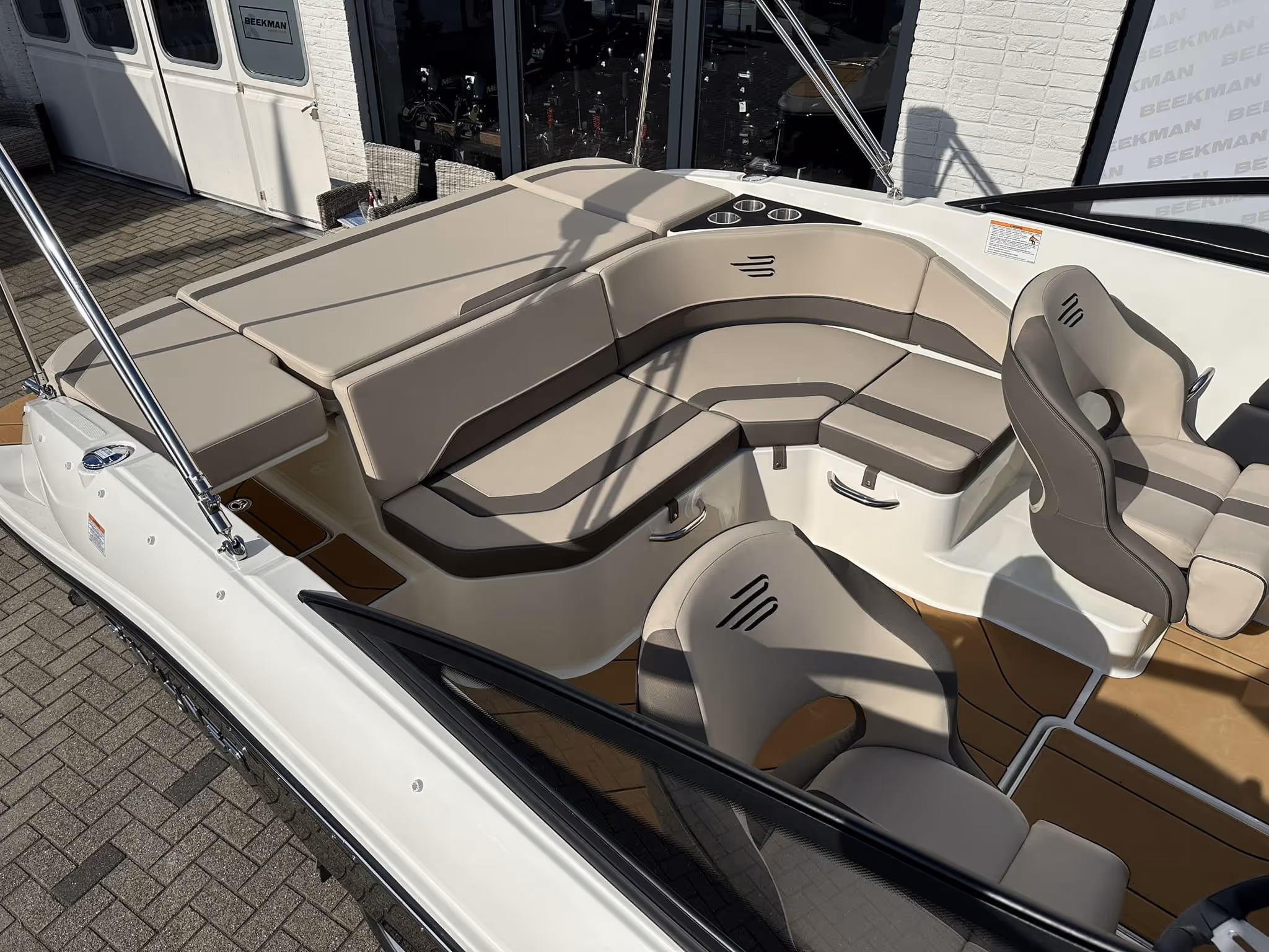 Bayliner V20i Bowrider — foto 7 van 22