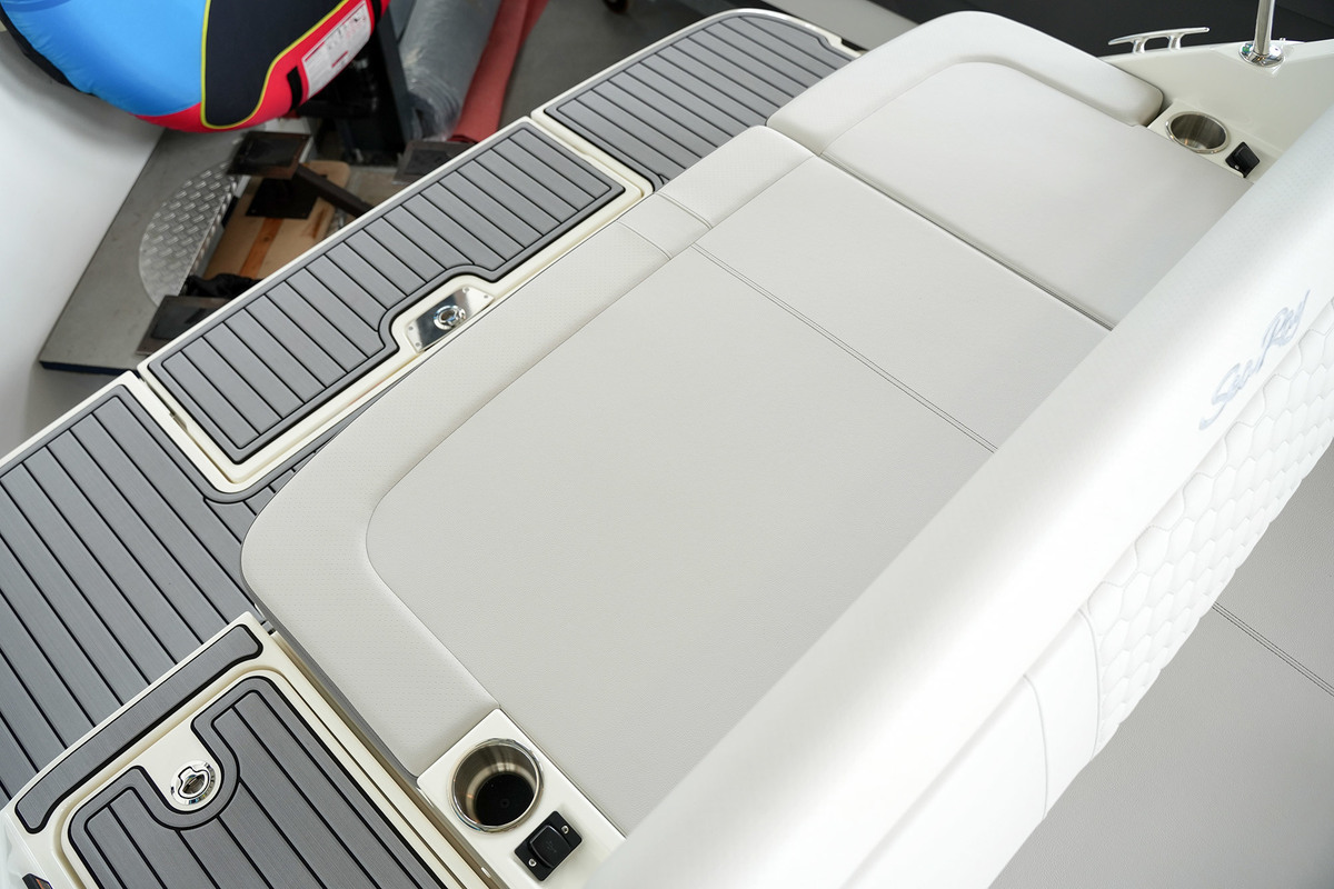 Sea Ray SDX 250 — foto 68 van 82