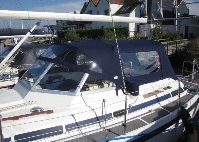 Compromis C34 bj 2000 met nieuwe sprayhood en achtertent, long distance cruiser - C — foto 4 van 12