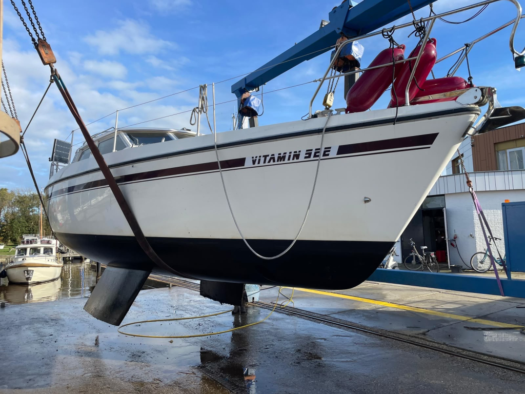 Moody  Eclipse 33 — foto 4 van 32