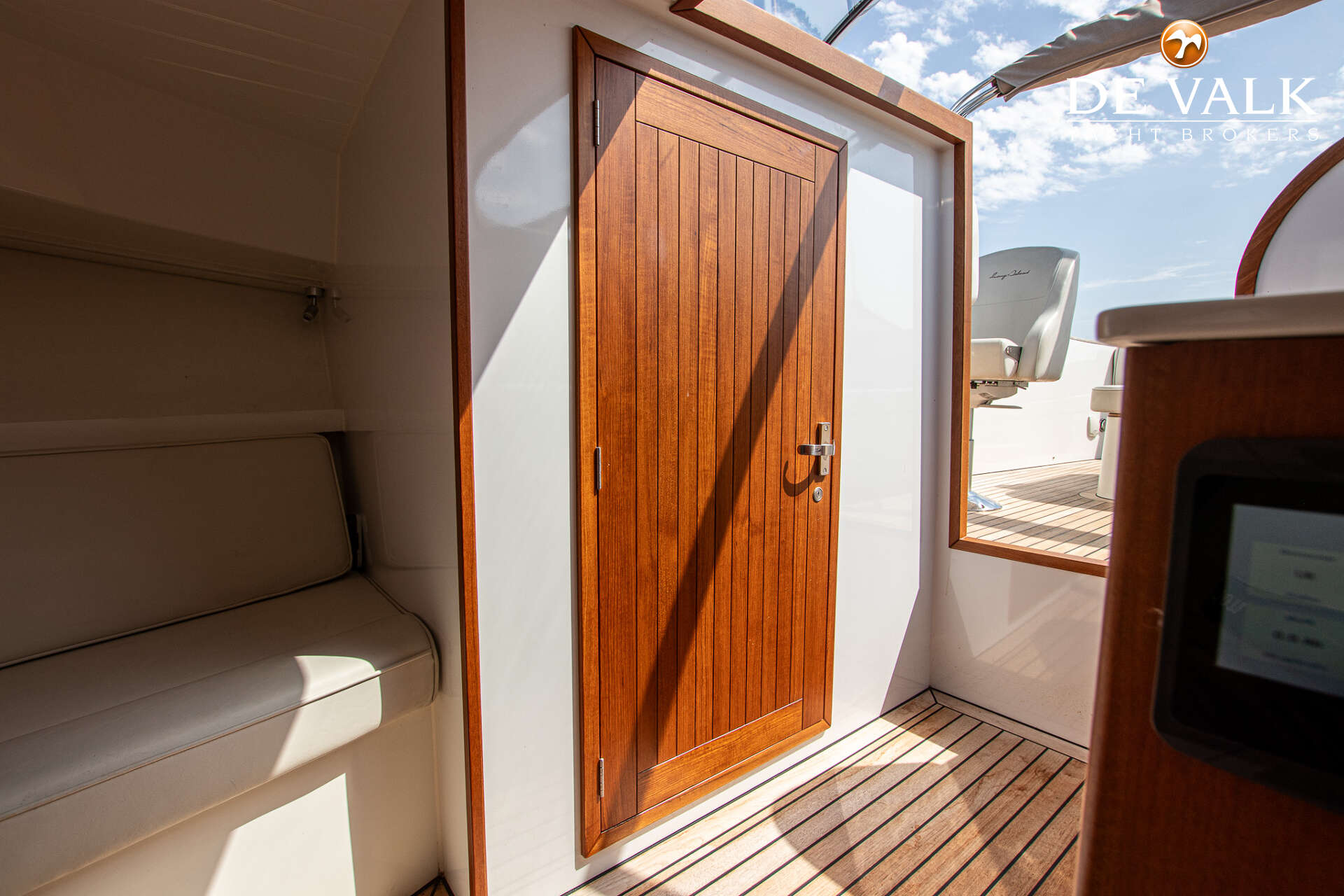 Long Island 33 Runabout — foto 37 van 43