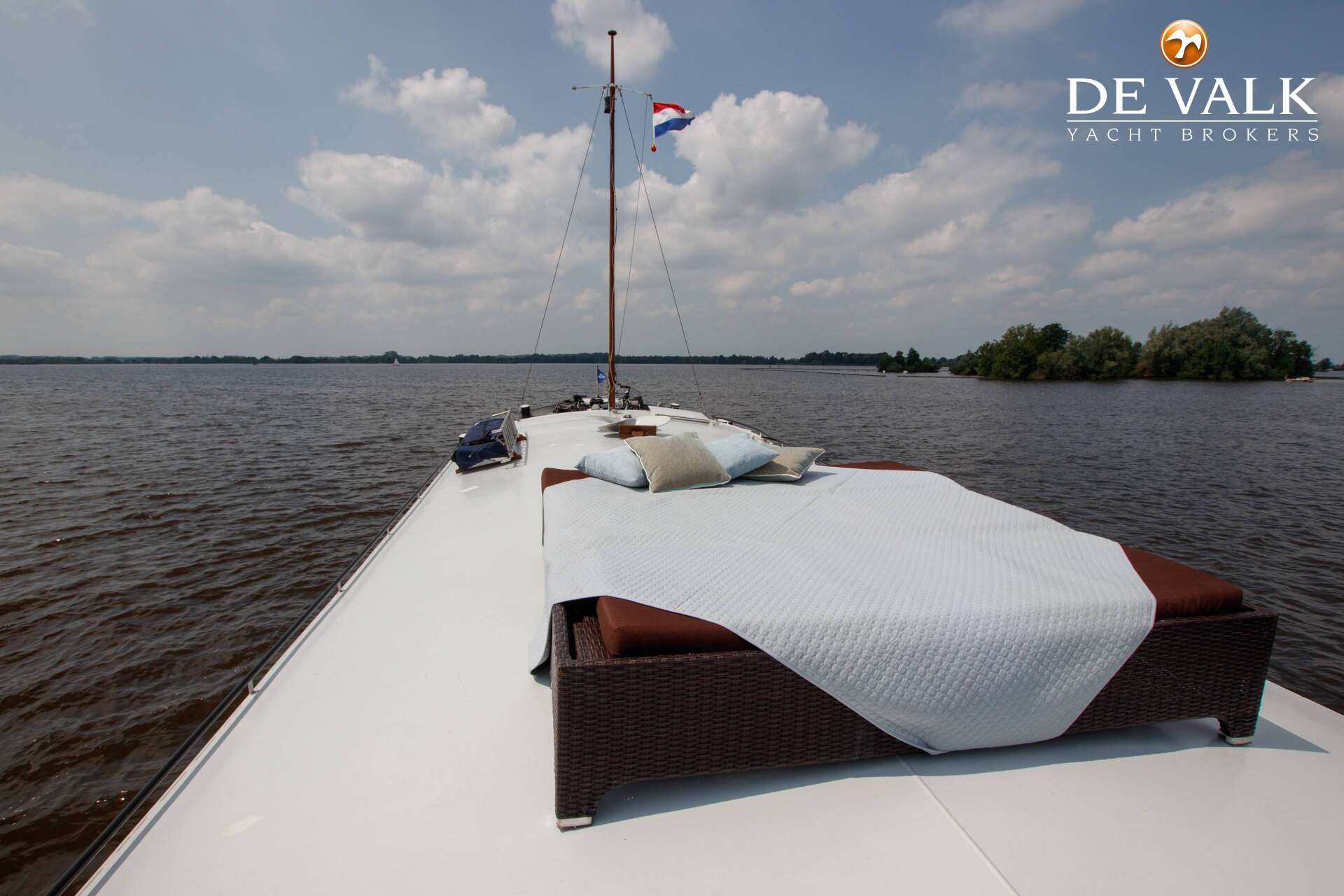 Houseboat Waterloft Luxemotor Spitz 38M — foto 14 van 44