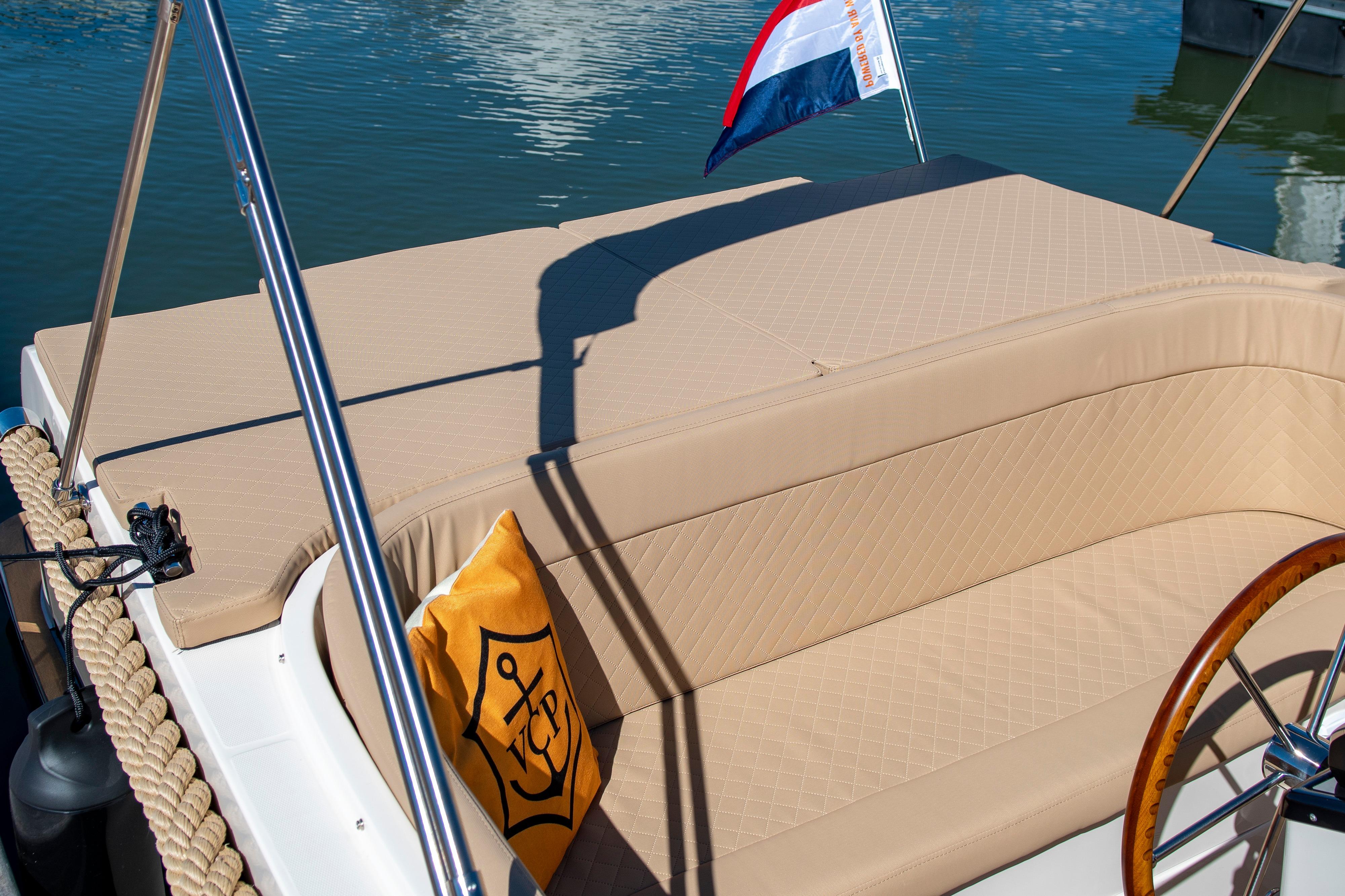 Lago Amore 733 Tender — foto 6 van 12