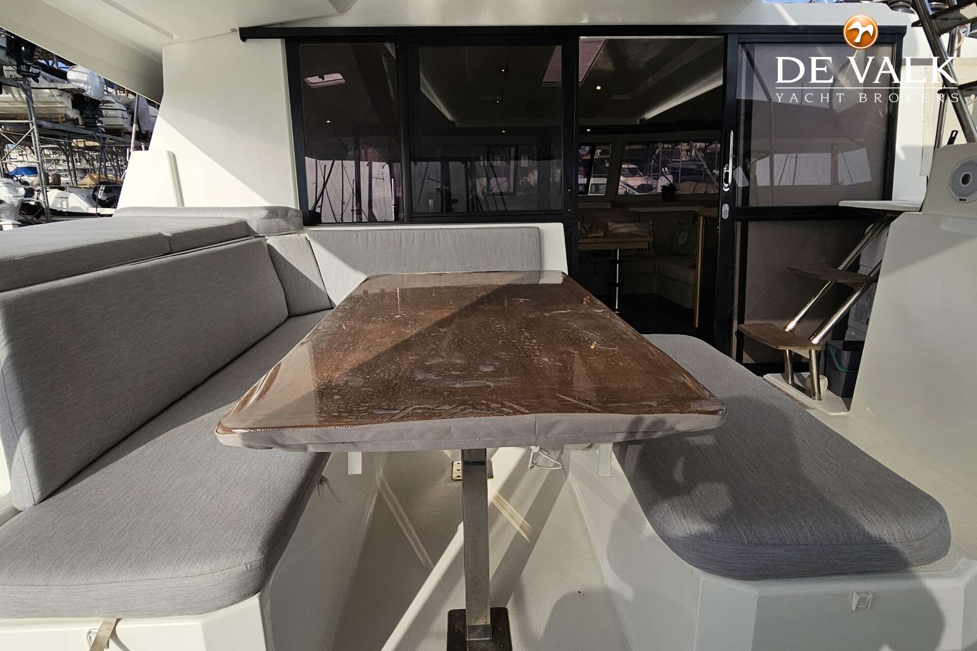 Fountaine Pajot Astrea 42 — foto 13 van 39