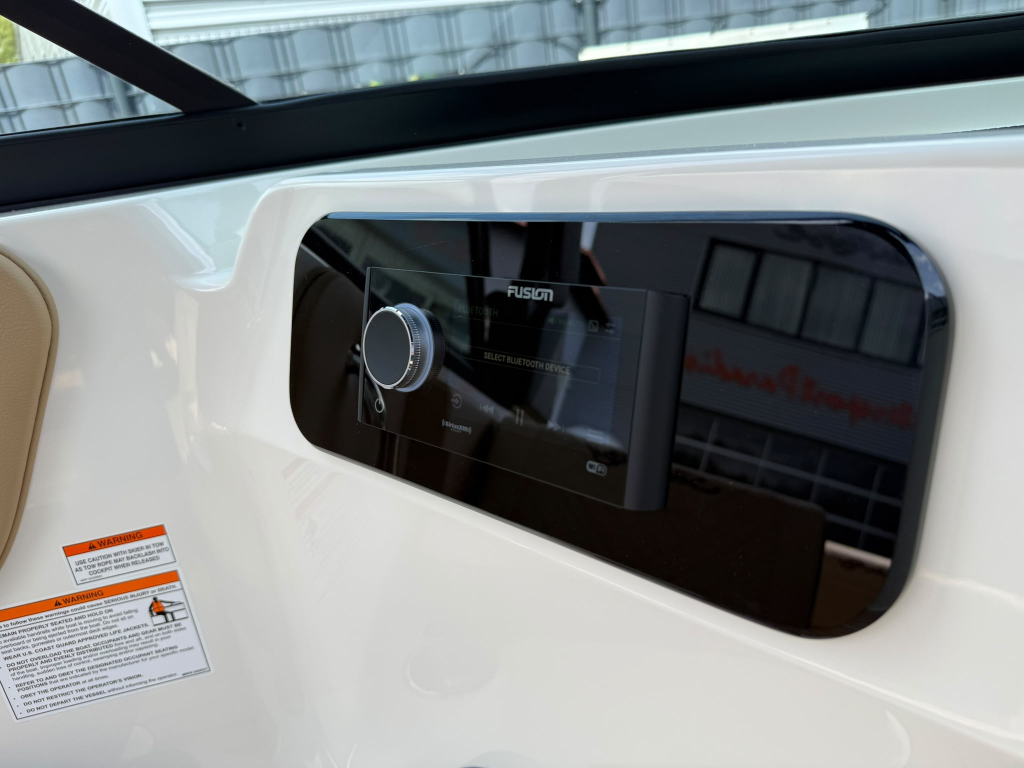 Sea Ray SDX 230 — foto 27 van 50
