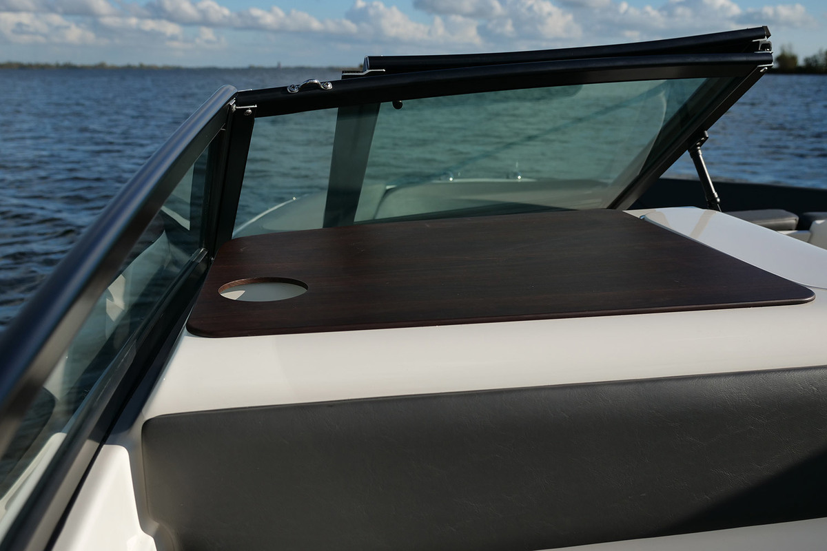 Sea Ray SPX 230 — foto 16 van 42