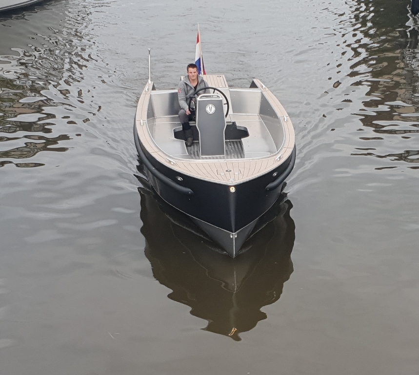 Van Vossen VanVossen Tender 777 (sport) — foto 15 van 30