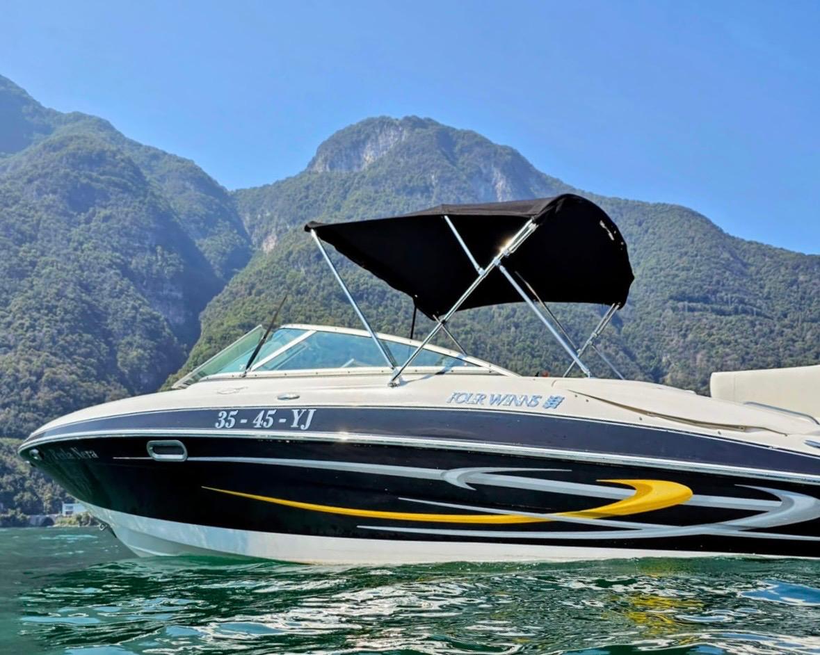 Four Winns 240 Horizon Bowrider — foto 2 van 22