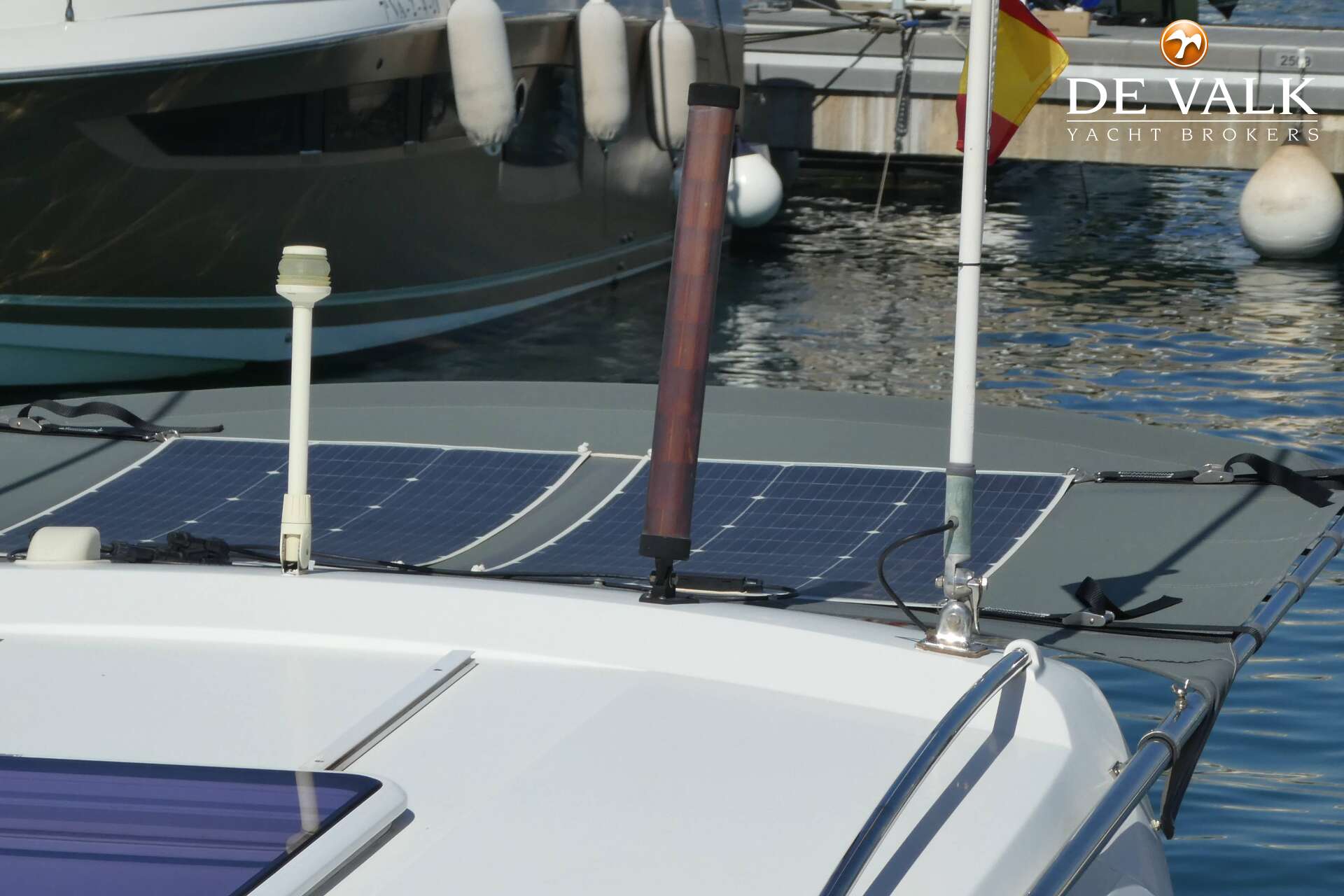 Beneteau Antares 7.80 — foto 8 van 20
