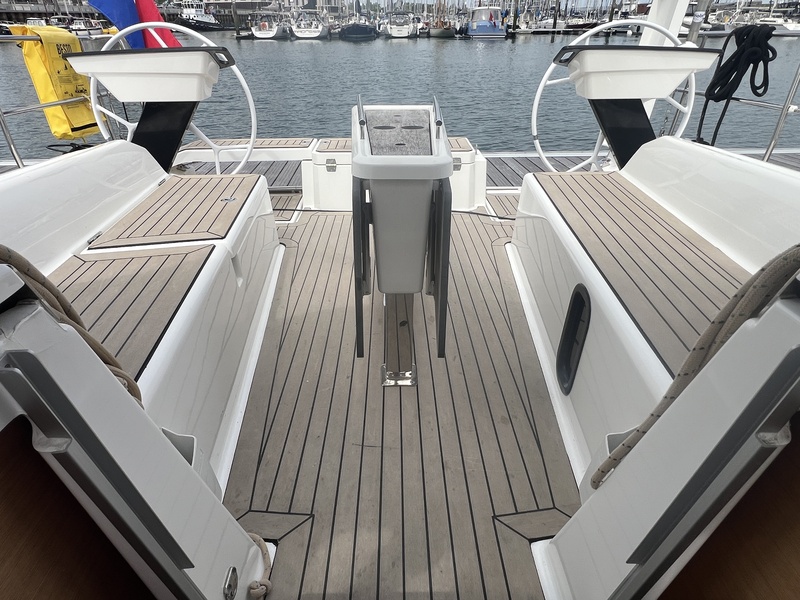 Dufour 37-2 — foto 49 van 51