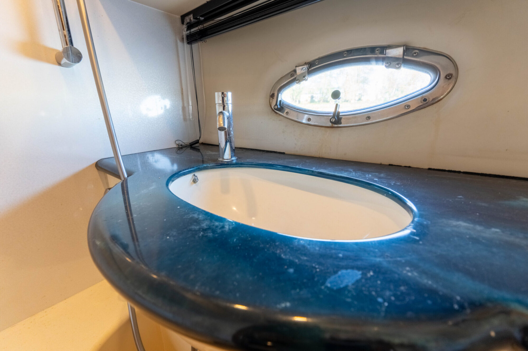 Sunseeker Camarque 47 Cabrio — foto 32 van 48