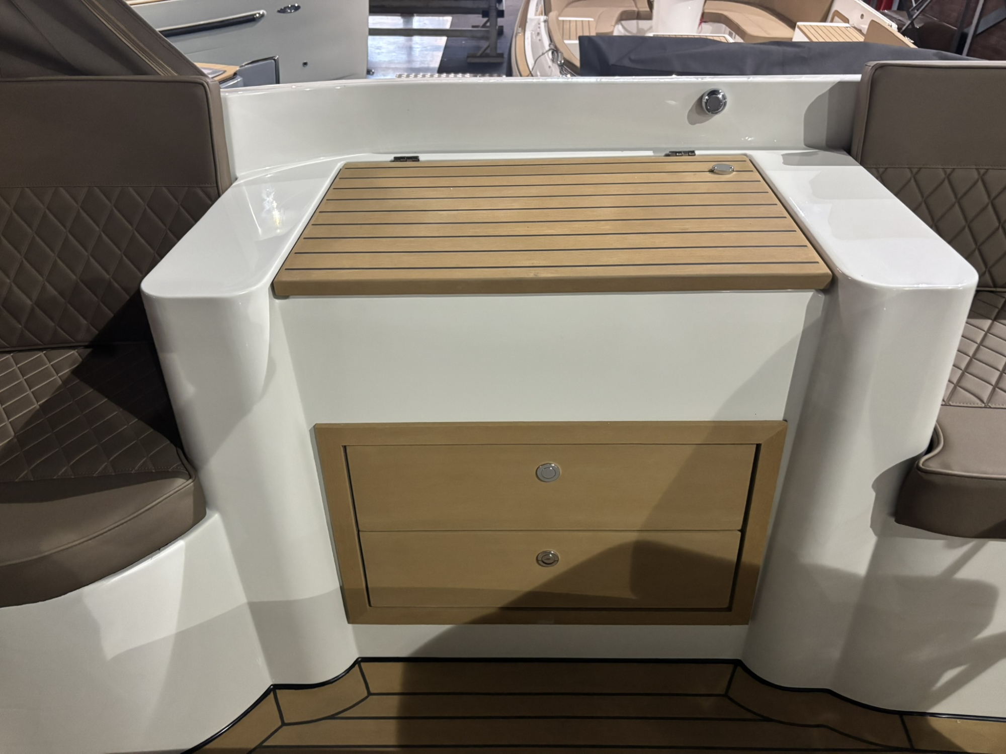Antaris Seventy5 met Vetus 52 pk in RAL 9002 op voorraad! — foto 9 van 13